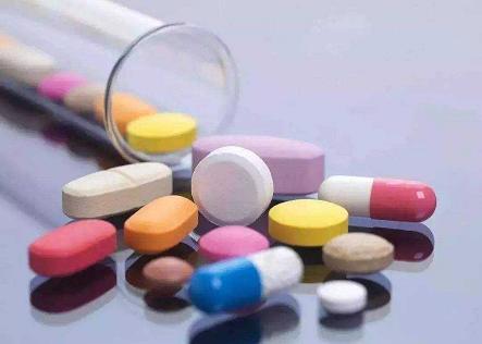 製薬業界